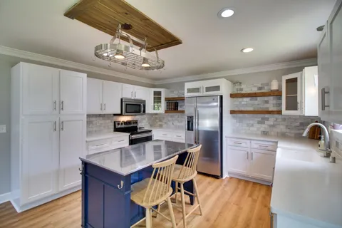 $540,000 | 1334 Davy Crockett Drive, Murfreesboro, TN 37129