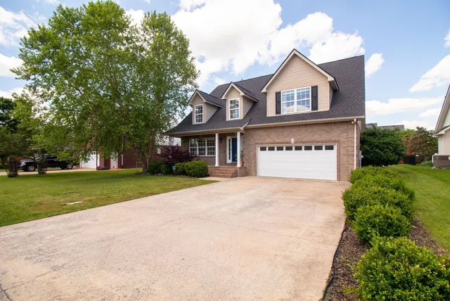 $540,000 | 1334 Davy Crockett Drive, Murfreesboro, TN 37129