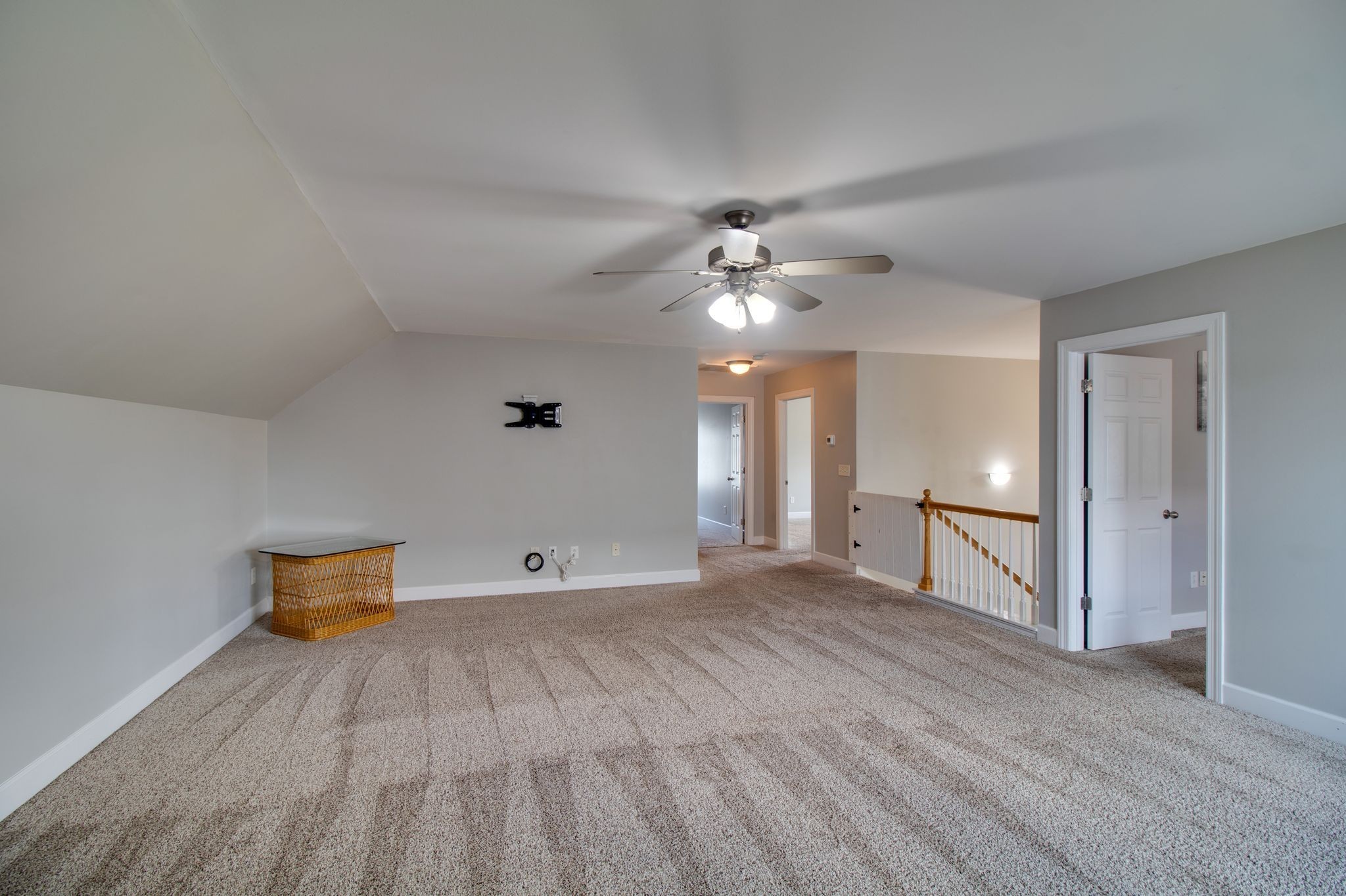 1334 Davy Crockett Drive Murfreesboro, TN 37129 - Photo 31 of 45 a view of an empty room and window
