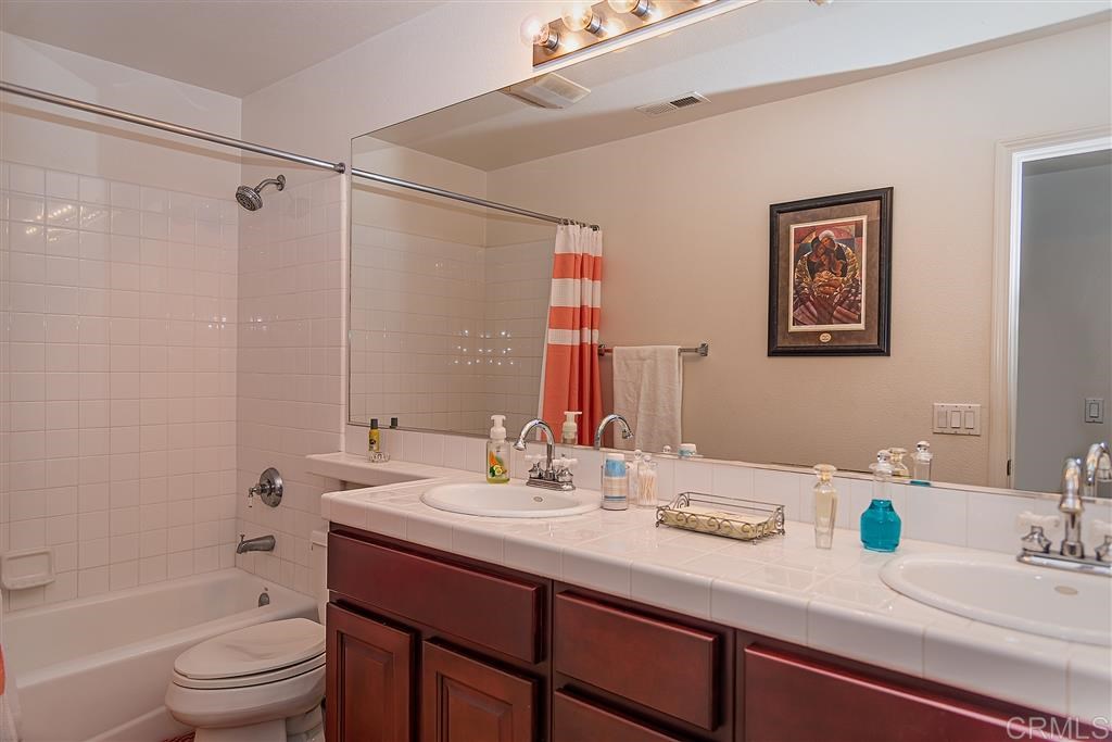 9809 Apple Street Spring Valley, CA 91977 - Photo 17 of 24