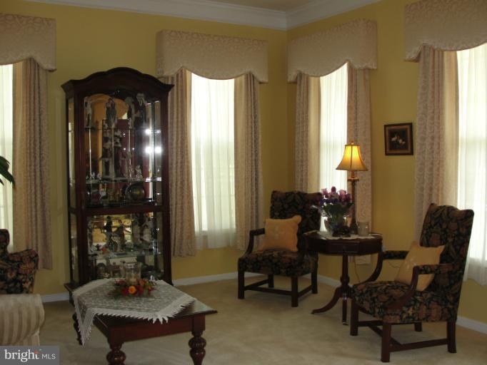 3920 Addison Woods Road Frederick, MD 21704 - Photo 3 of 30 Living Room