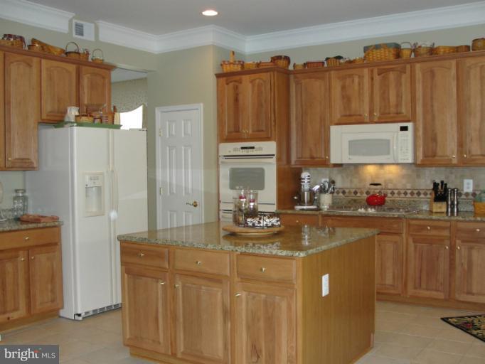 3920 Addison Woods Road Frederick, MD 21704 - Photo 8 of 30 Kitchen