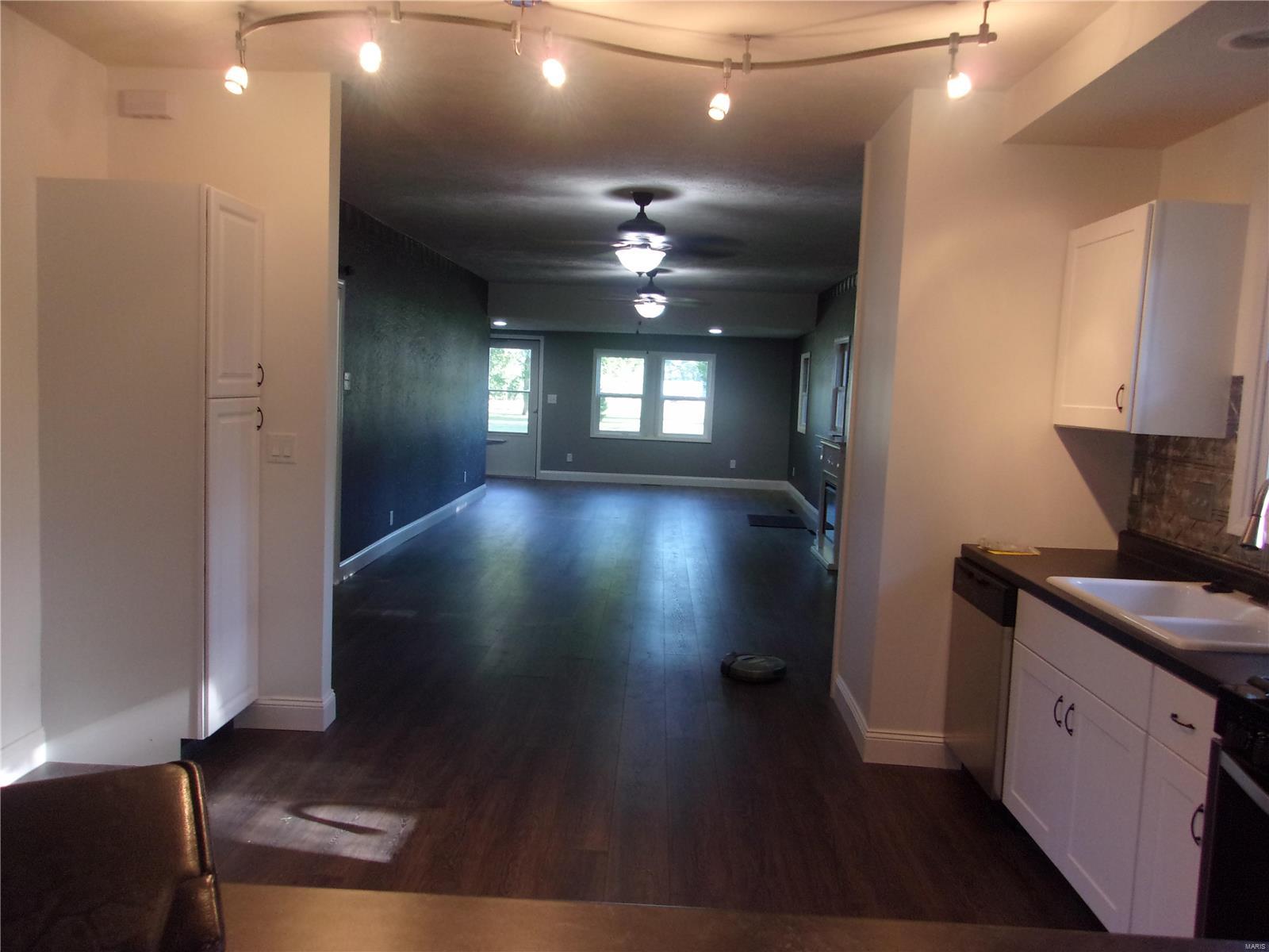 307 East Patton Valier, IL 62891 - Photo 2 of 28 Gallery Image 2