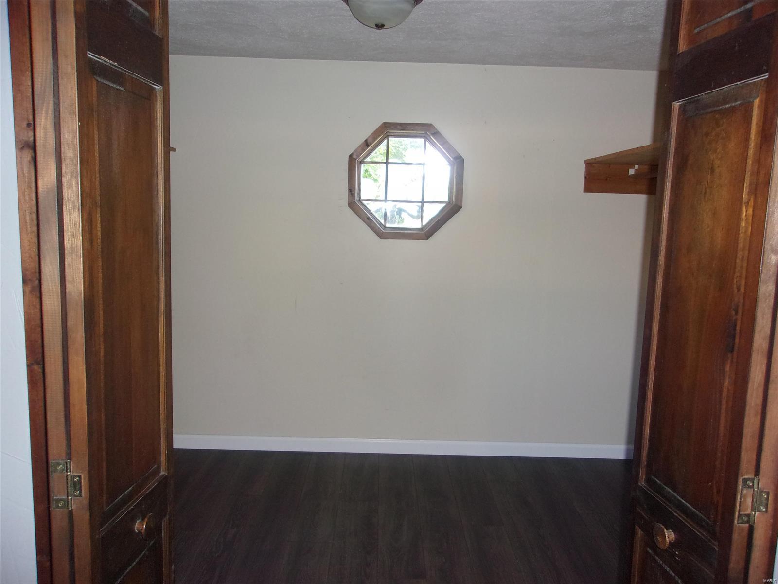 307 East Patton Valier, IL 62891 - Photo 18 of 28 Gallery Image 18
