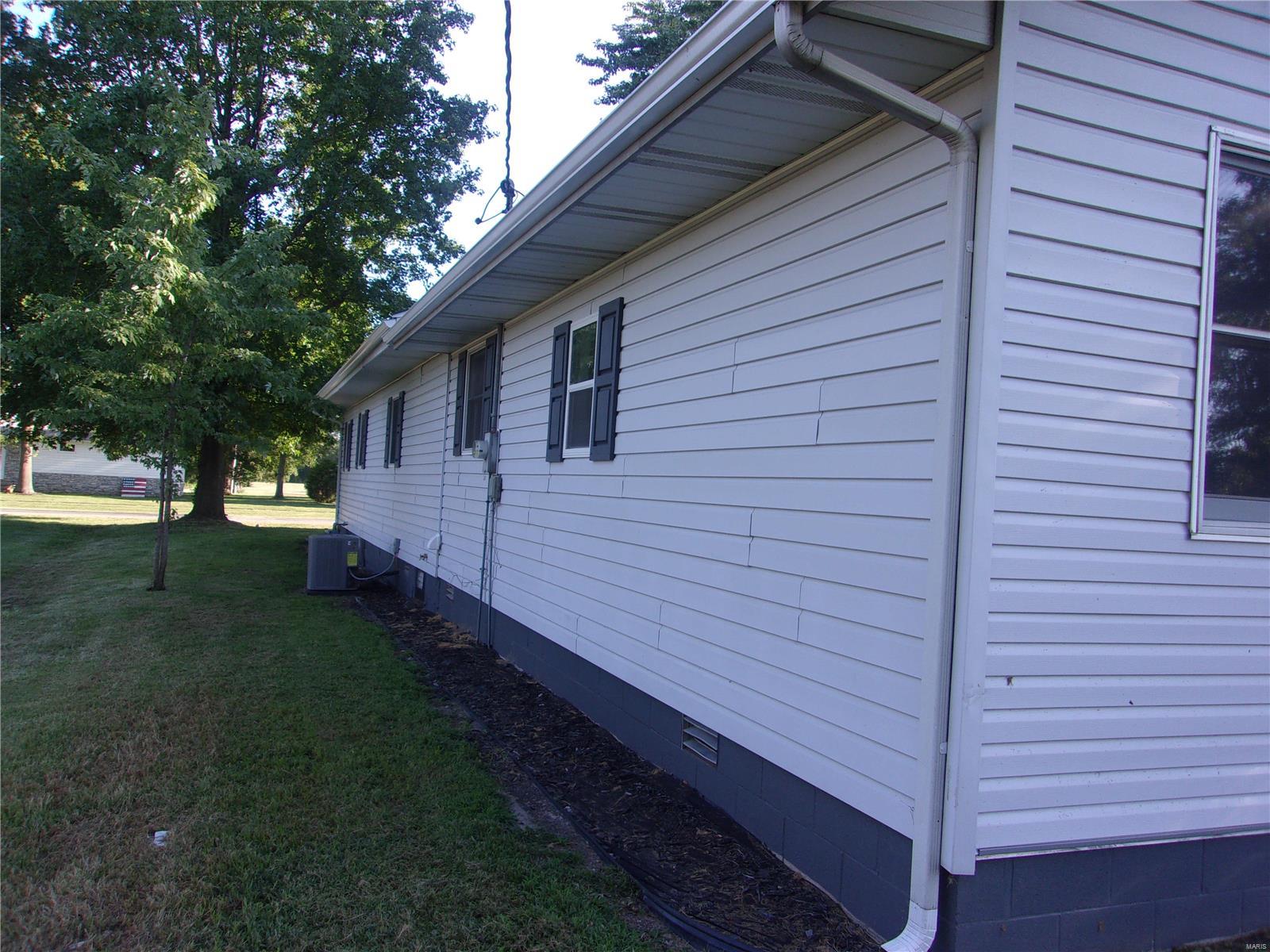 307 East Patton Valier, IL 62891 - Photo 23 of 28 Gallery Image 23