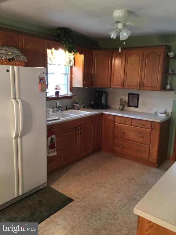1220 Malleable Road Columbia, PA 17512 - Photo 4 of 10 Gallery Image 4