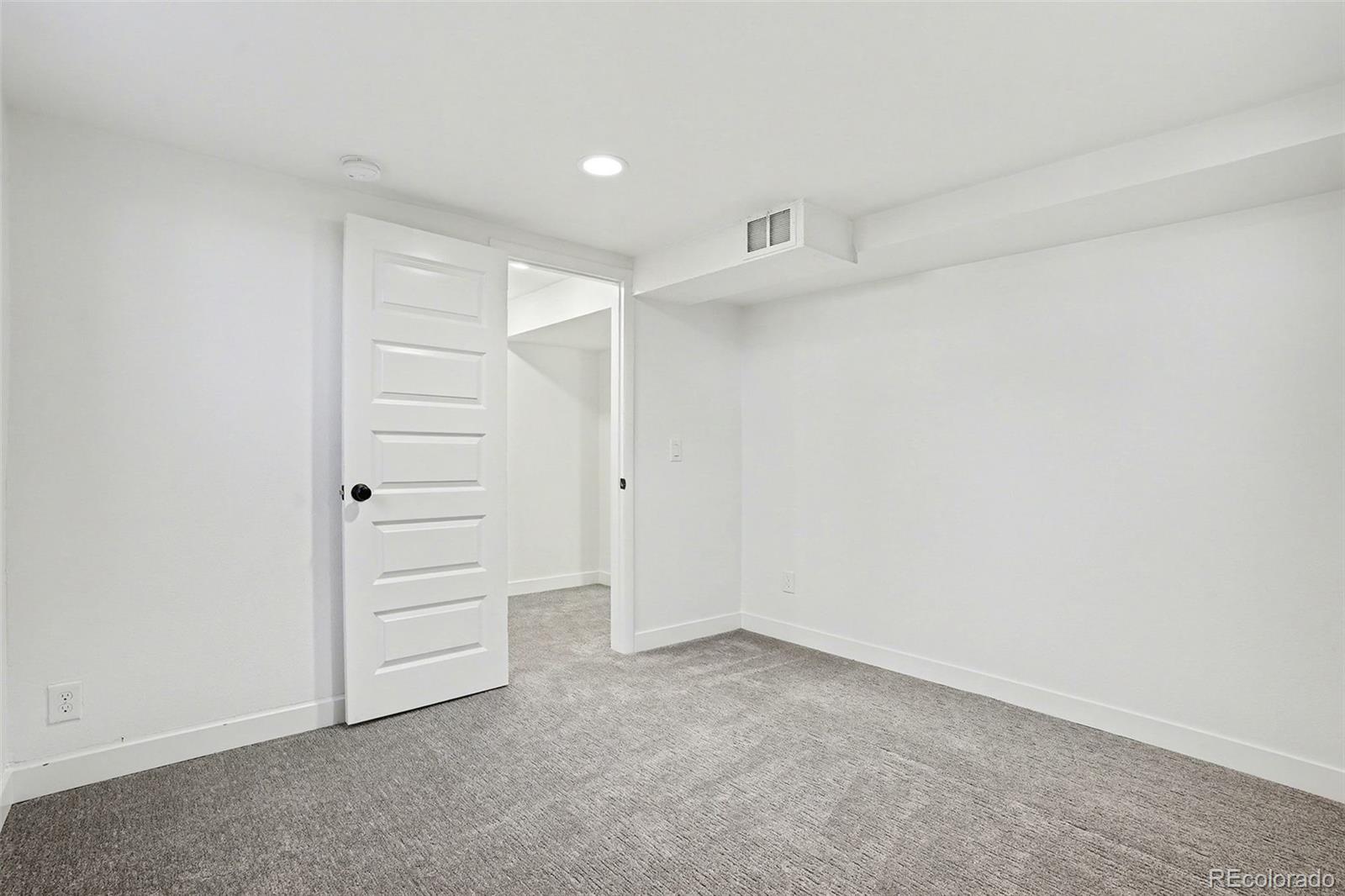 4925 Gray Street Denver, CO 80212 - Photo 16 of 38