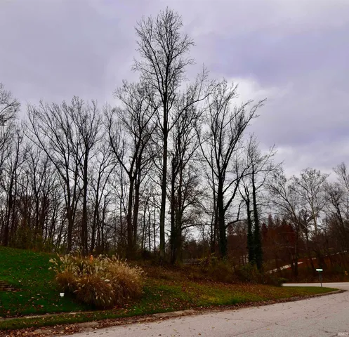 $75,000 | 6009 Pembrooke Drive, Newburgh, IN 47630