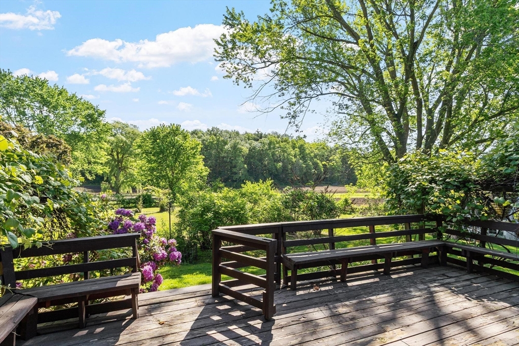 1465 Sudbury Road Concord, MA 01742 - Photo 4 of 36