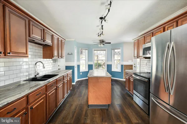 $350,000 | 109 Fenimore Drive, Inwood, WV 25428