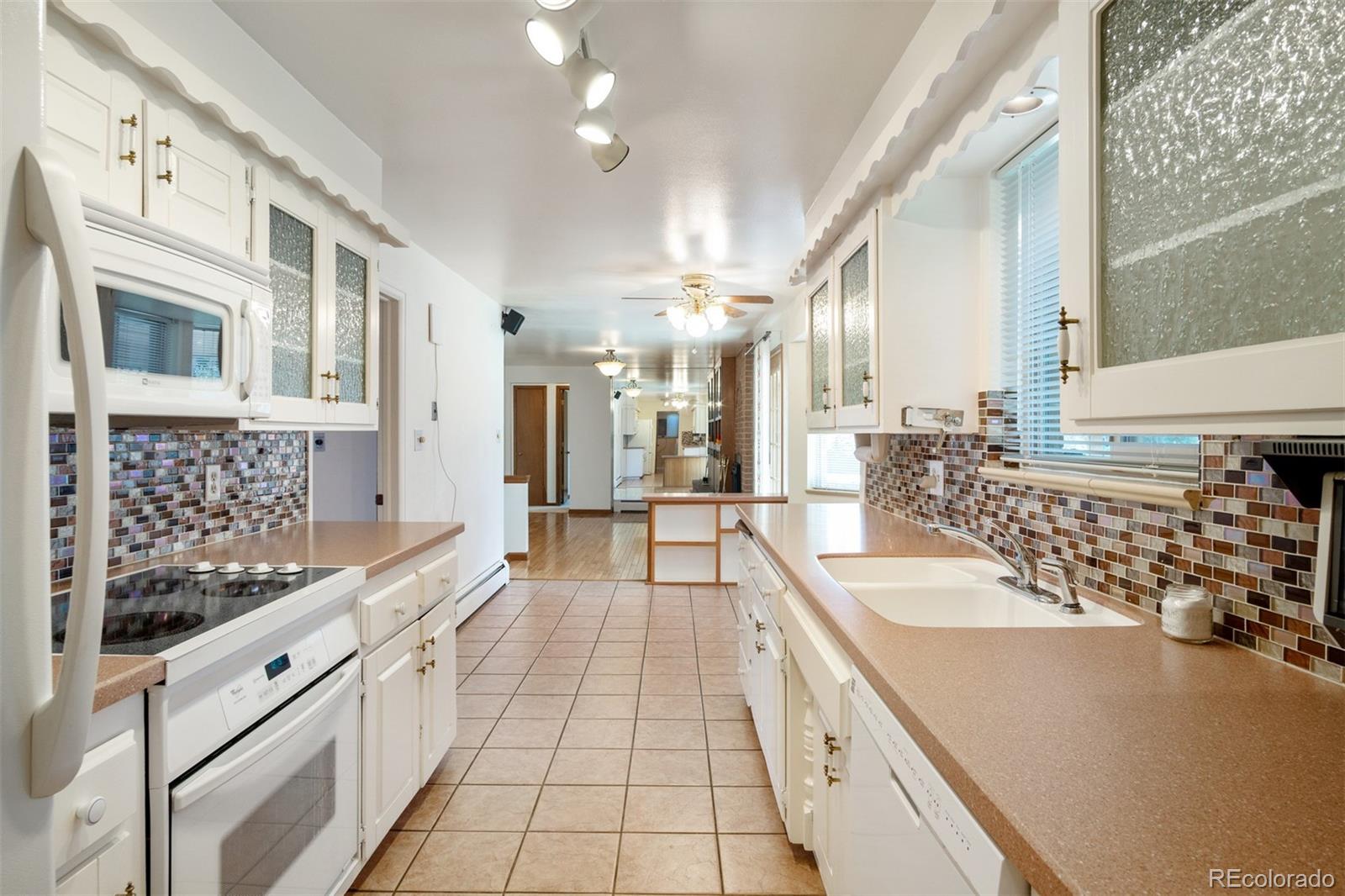 3553 Simms Street Wheat Ridge, CO 80033 - Photo 5 of 29 Gallery Image 5