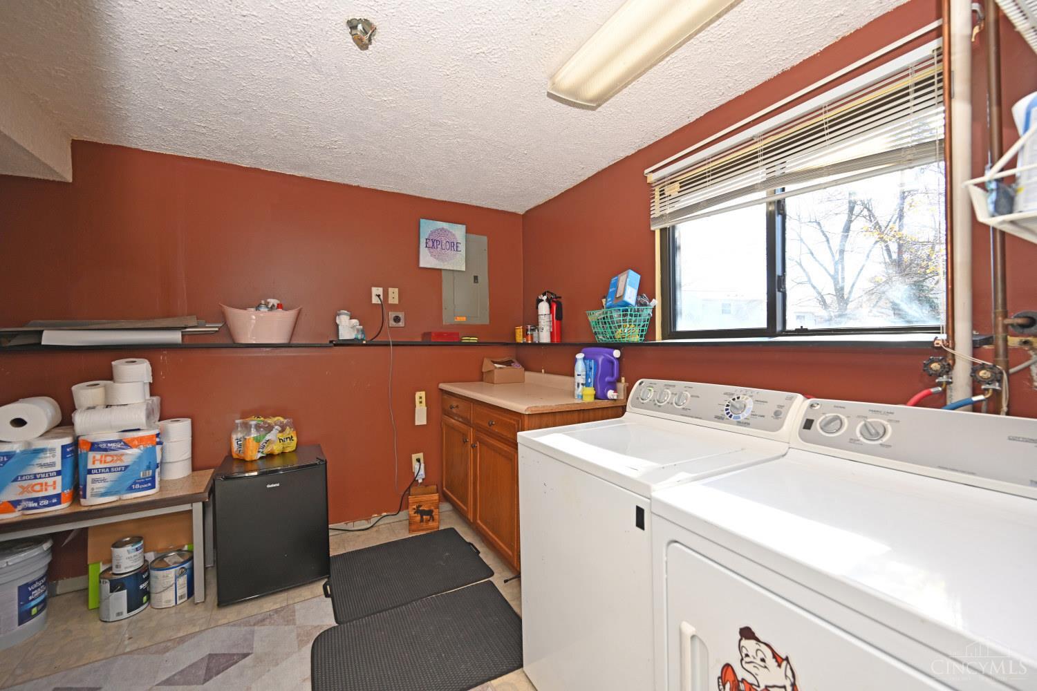 616 Regent Road Cincinnati, OH 45245 - Photo 21 of 34 Gallery Image 21