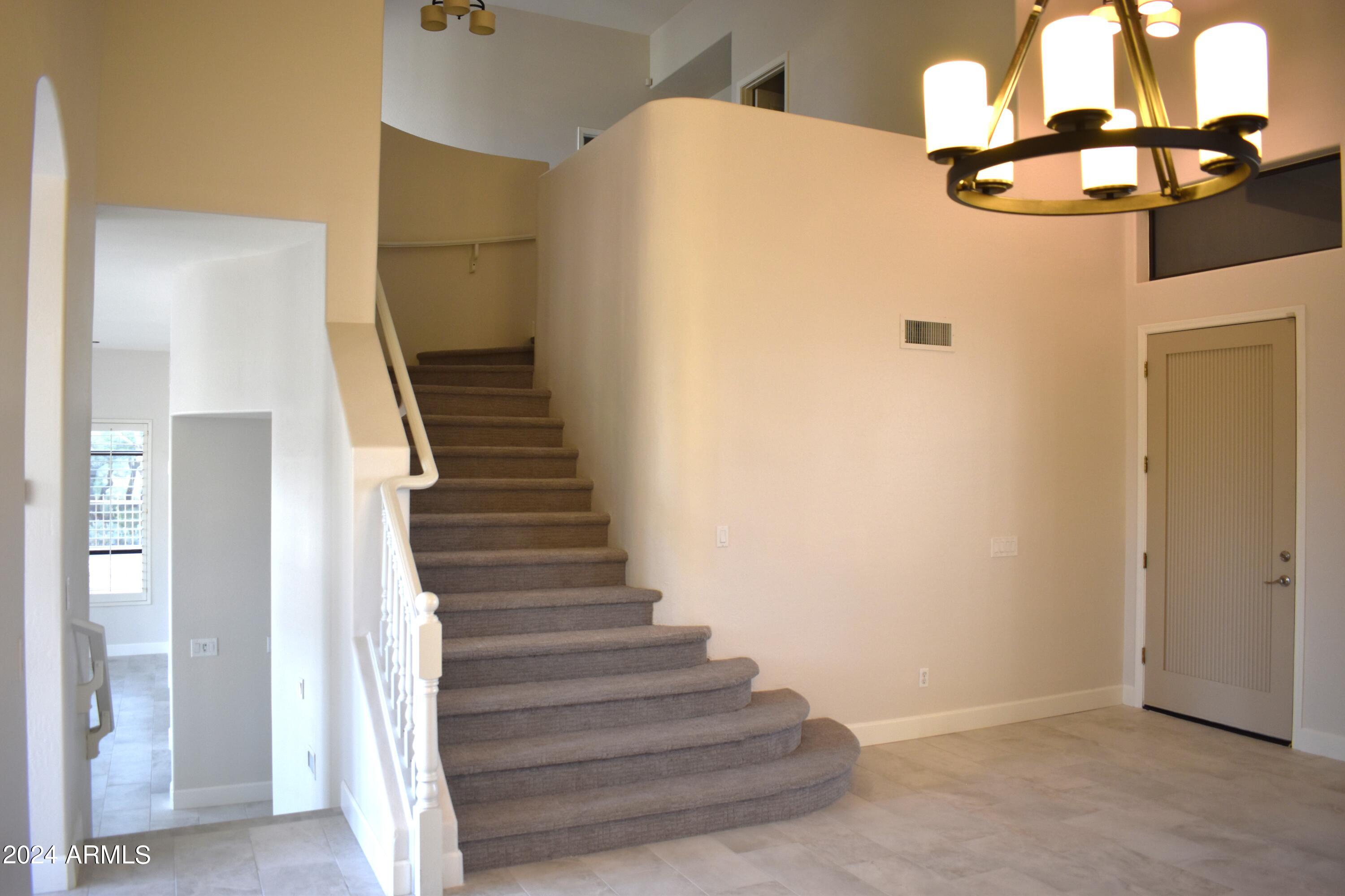 5258 East Hashknife Road Phoenix, AZ 85054 - Photo 26 of 44 ENTRY AND STAIRS