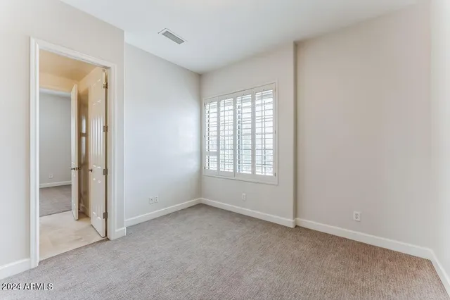 $4,995 | 5258 East Hashknife Road, Phoenix, AZ 85054