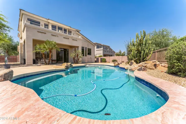 $4,995 | 5258 East Hashknife Road, Phoenix, AZ 85054