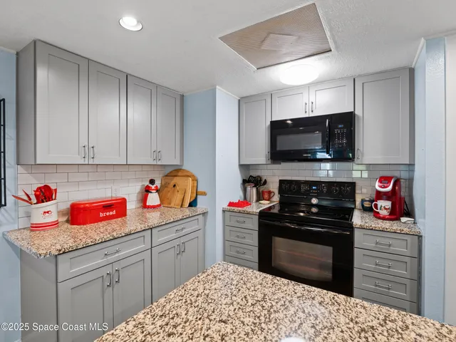 $515,000 | 296 Port Malabar Boulevard Northeast, Palm Bay, FL 32905