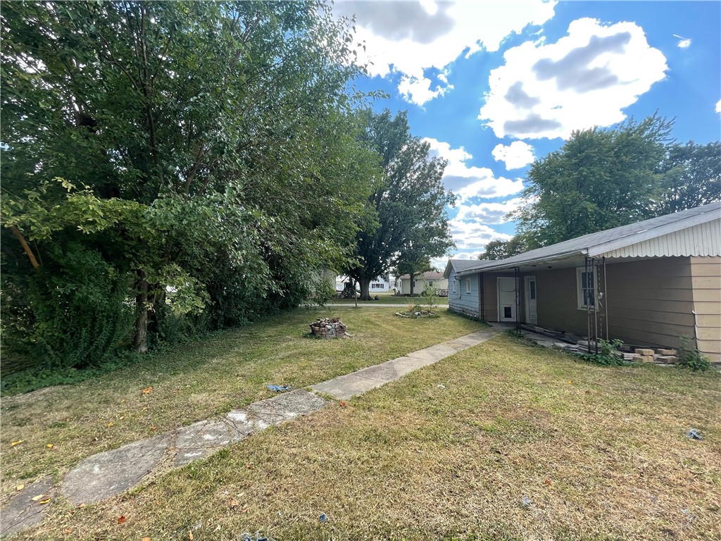 707 East 2nd Street Assumption, IL 62510 - Photo 17 of 22