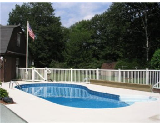 358 Granville Road Southwick, MA 01077 - Photo 9 of 13 Gallery Image 9