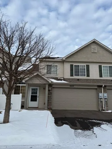 $259,900 | 6422 Lakota Trail, Circle Pines, MN 55014