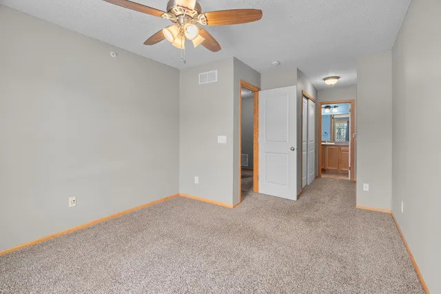 $259,900 | 6422 Lakota Trail, Circle Pines, MN 55014