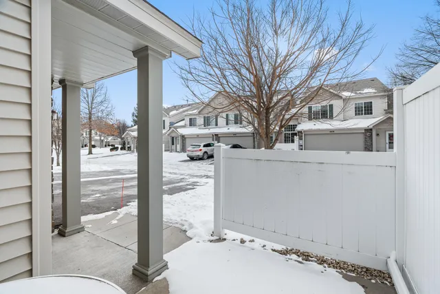 $259,900 | 6422 Lakota Trail, Circle Pines, MN 55014