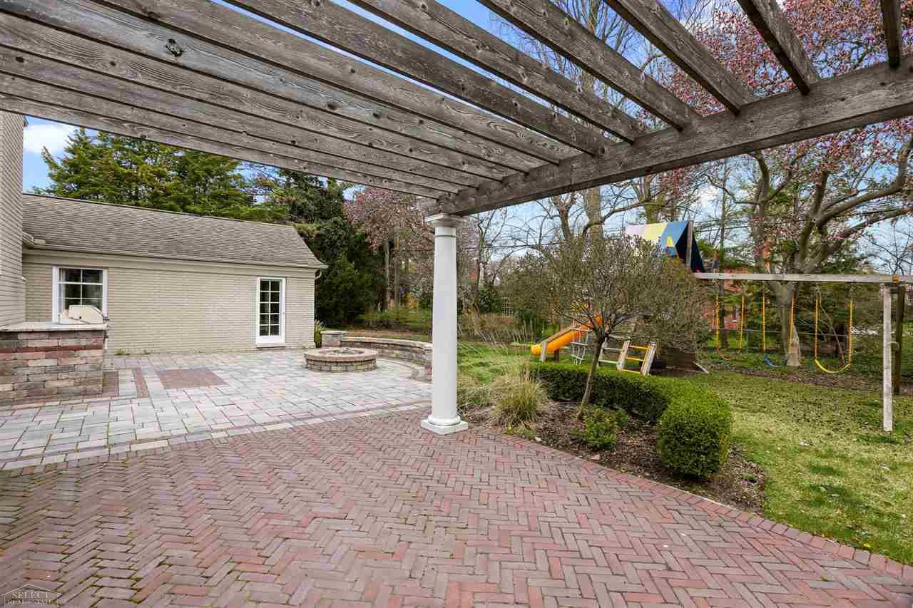 44 South Deeplands Road Grosse Pointe Shores, MI 48236 - Photo 39 of 41