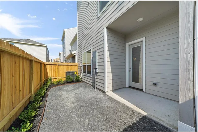 $2,795 | 11013 Cres Light Way, Houston, TX 77043