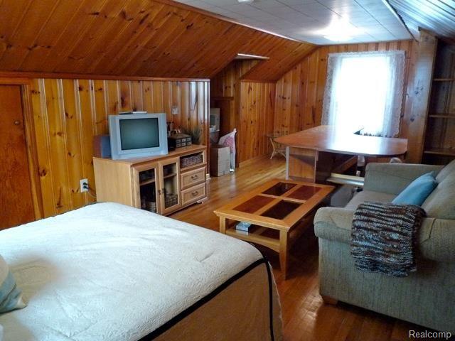 2055 Harvard Road Berkley, MI 48072 - Photo 13 of 19 Master Bedroom2.jpg