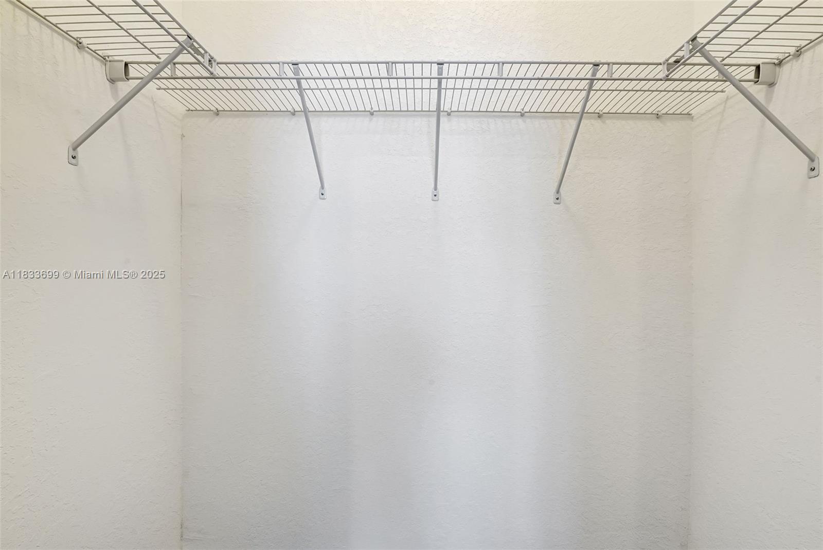 Gladeview Miami, FL 33147 - Photo 28 of 42 a view of a bathroom