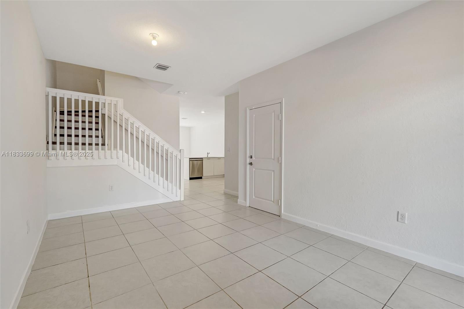 Gladeview Miami, FL 33147 - Photo 4 of 42 a view of an empty room