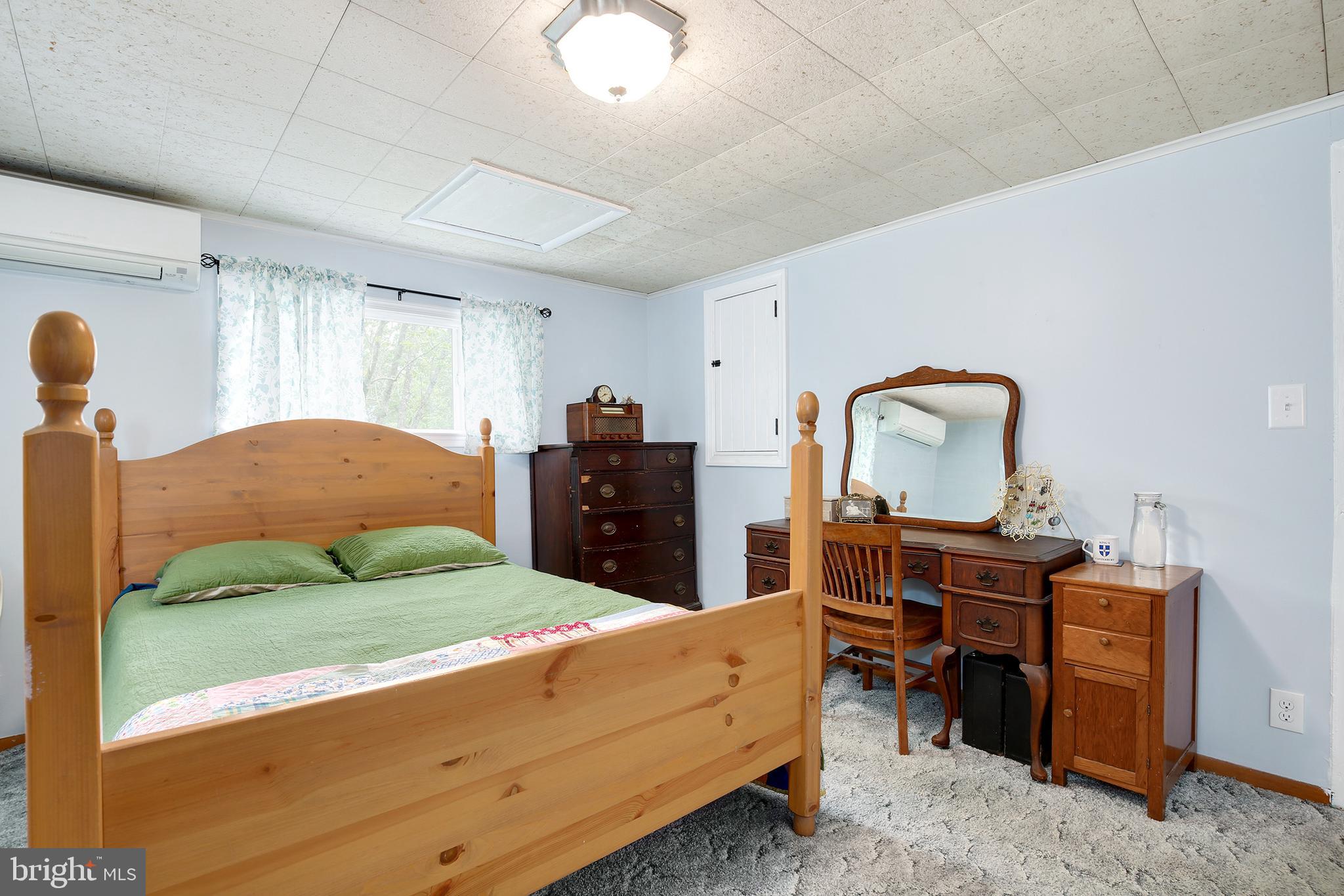 2025 Flag Marsh Road Mount Airy, MD 21771 - Photo 15 of 26 Gallery Image 15