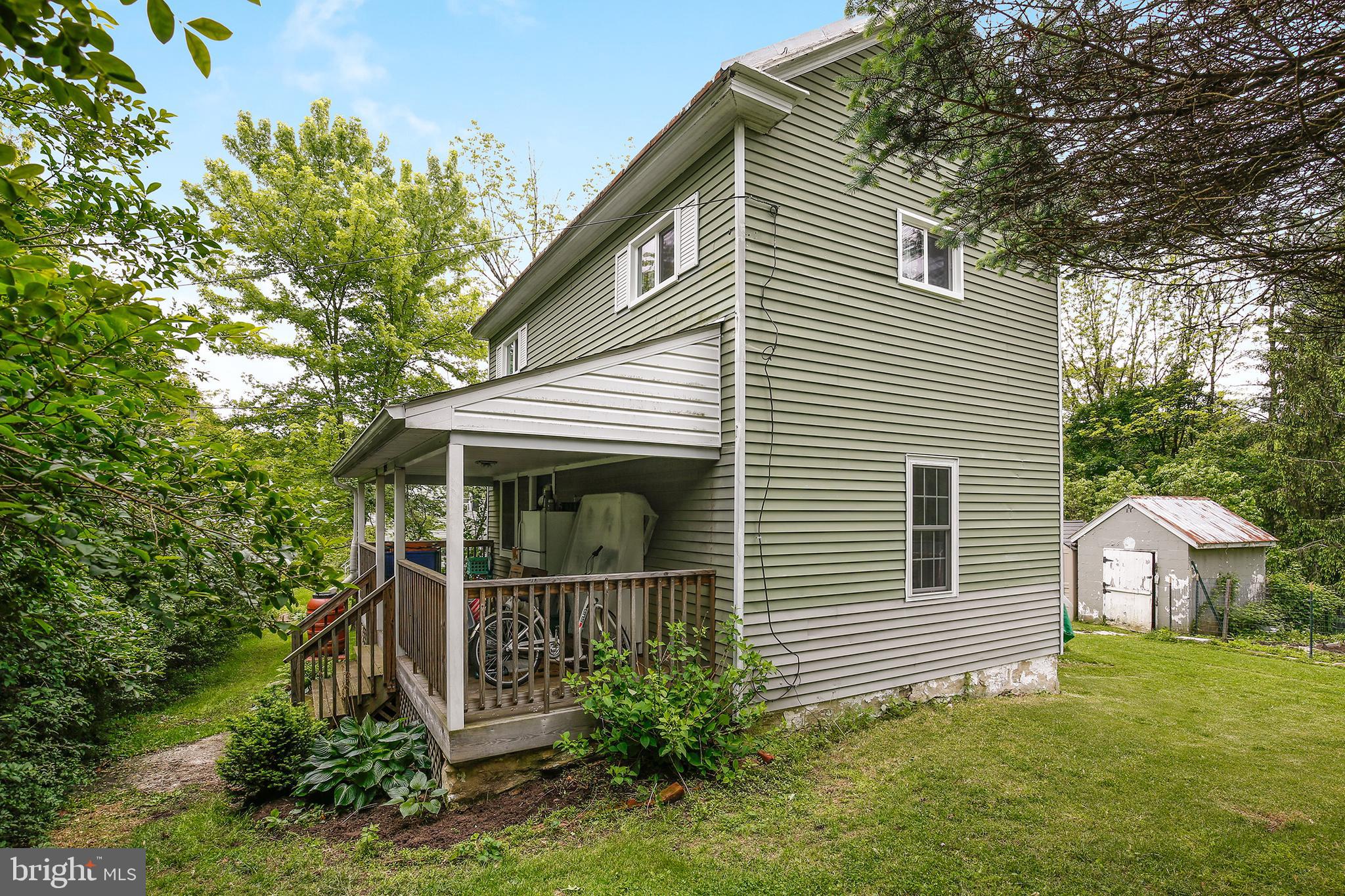 2025 Flag Marsh Road Mount Airy, MD 21771 - Photo 20 of 26 Gallery Image 20