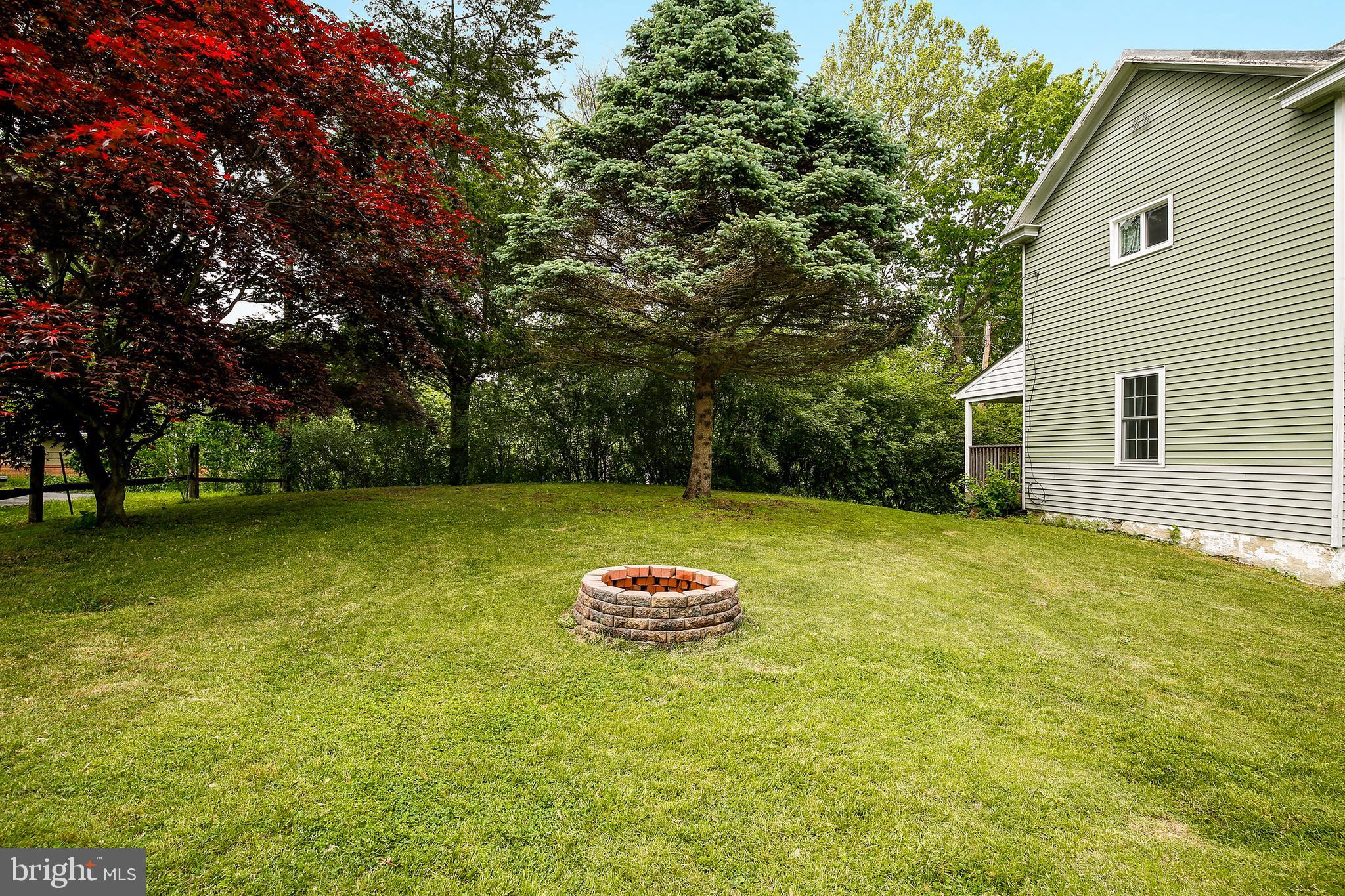 2025 Flag Marsh Road Mount Airy, MD 21771 - Photo 23 of 26 Gallery Image 23