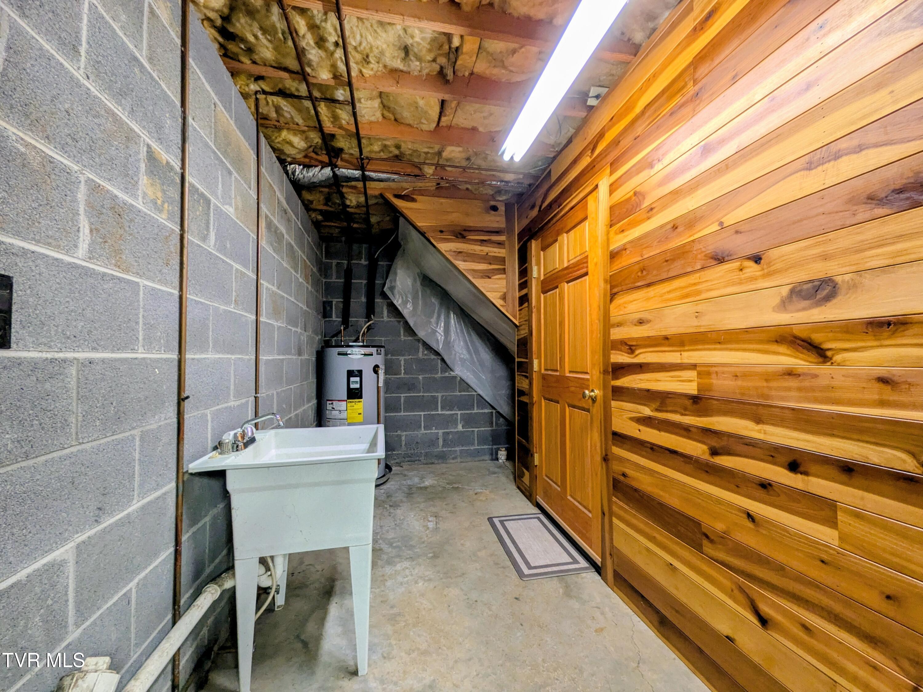 113 Nave Hollow Road Elizabethton, TN 37643 - Photo 47 of 91 Laundry_Basement