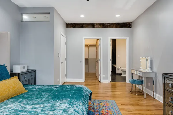 $750,000 | 1118 West Fulton Market, Unit 403, Chicago, IL 60607