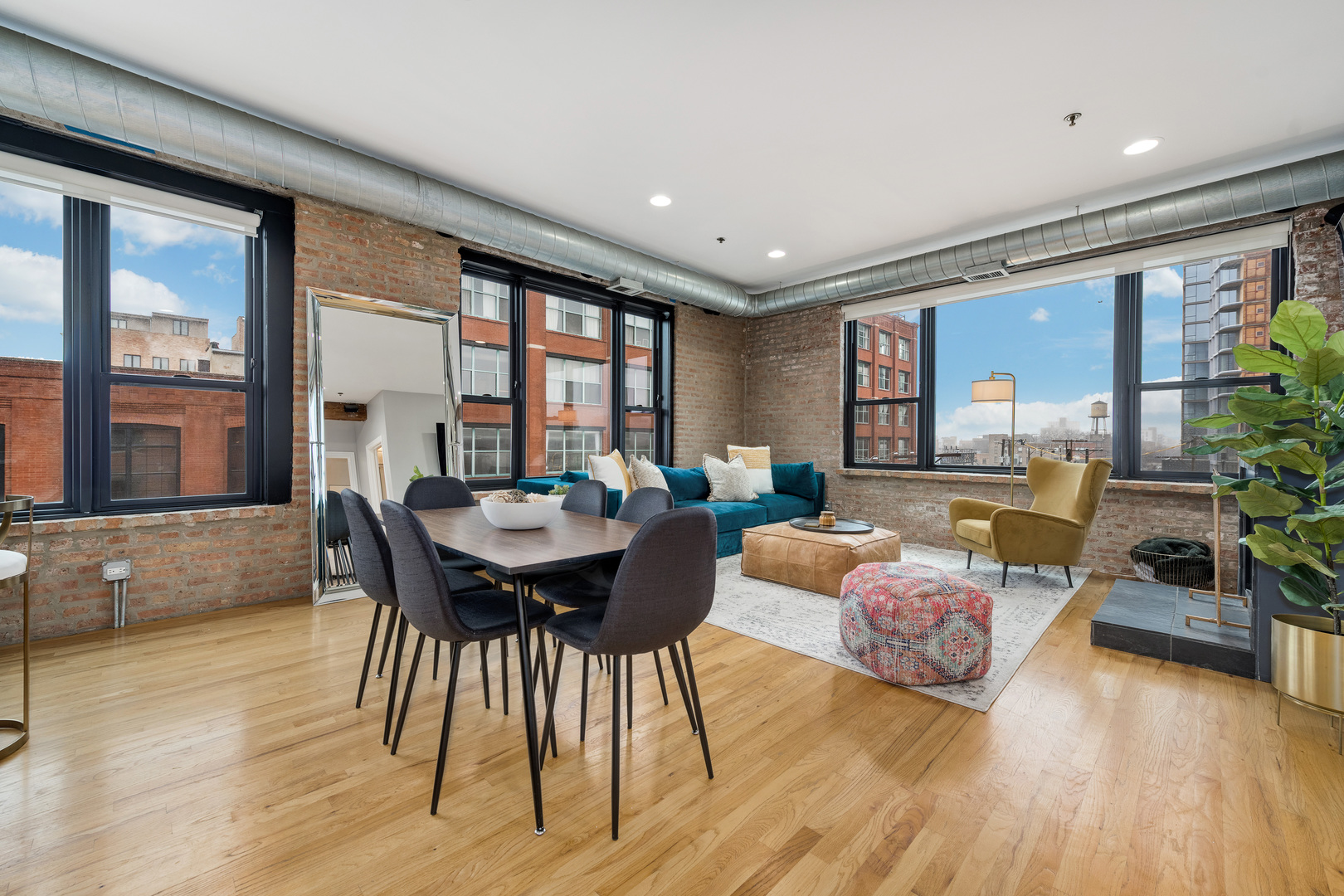 1118 West Fulton Market, Unit 403 Chicago, IL 60607 - Photo 2 of 27