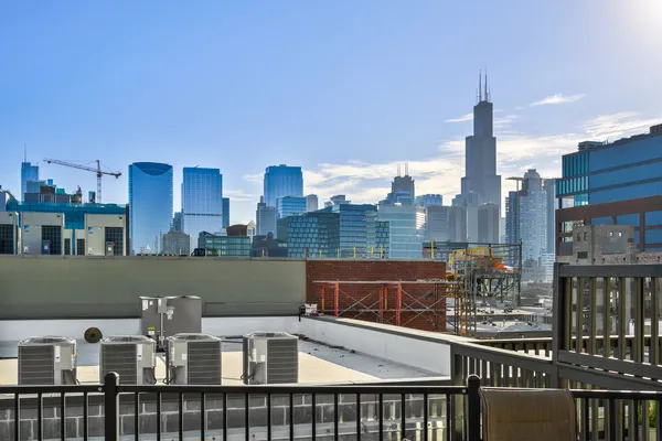 $750,000 | 1118 West Fulton Market, Unit 403, Chicago, IL 60607