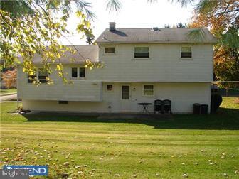 363 McGlynn Road Warminster, PA 18974 - Photo 8 of 9 Gallery Image 8