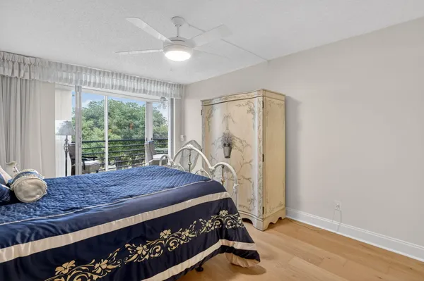 $225,000 | 23249 Barwood Lane North, Unit 405, Boca Raton, FL 33428