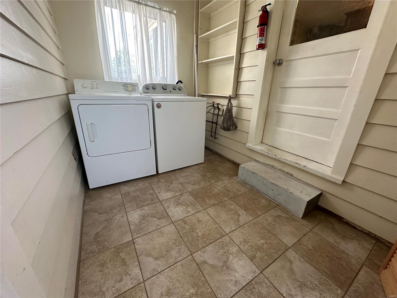 230 Rohm Place Roxana, IL 62084 - Photo 4 of 26