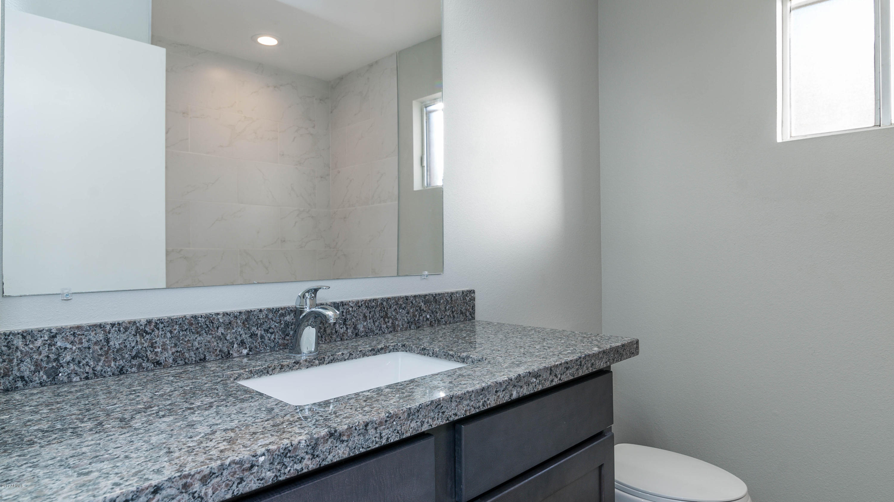 3741 West Phelps Road Phoenix, AZ 85053 - Photo 16 of 27 DSC04762