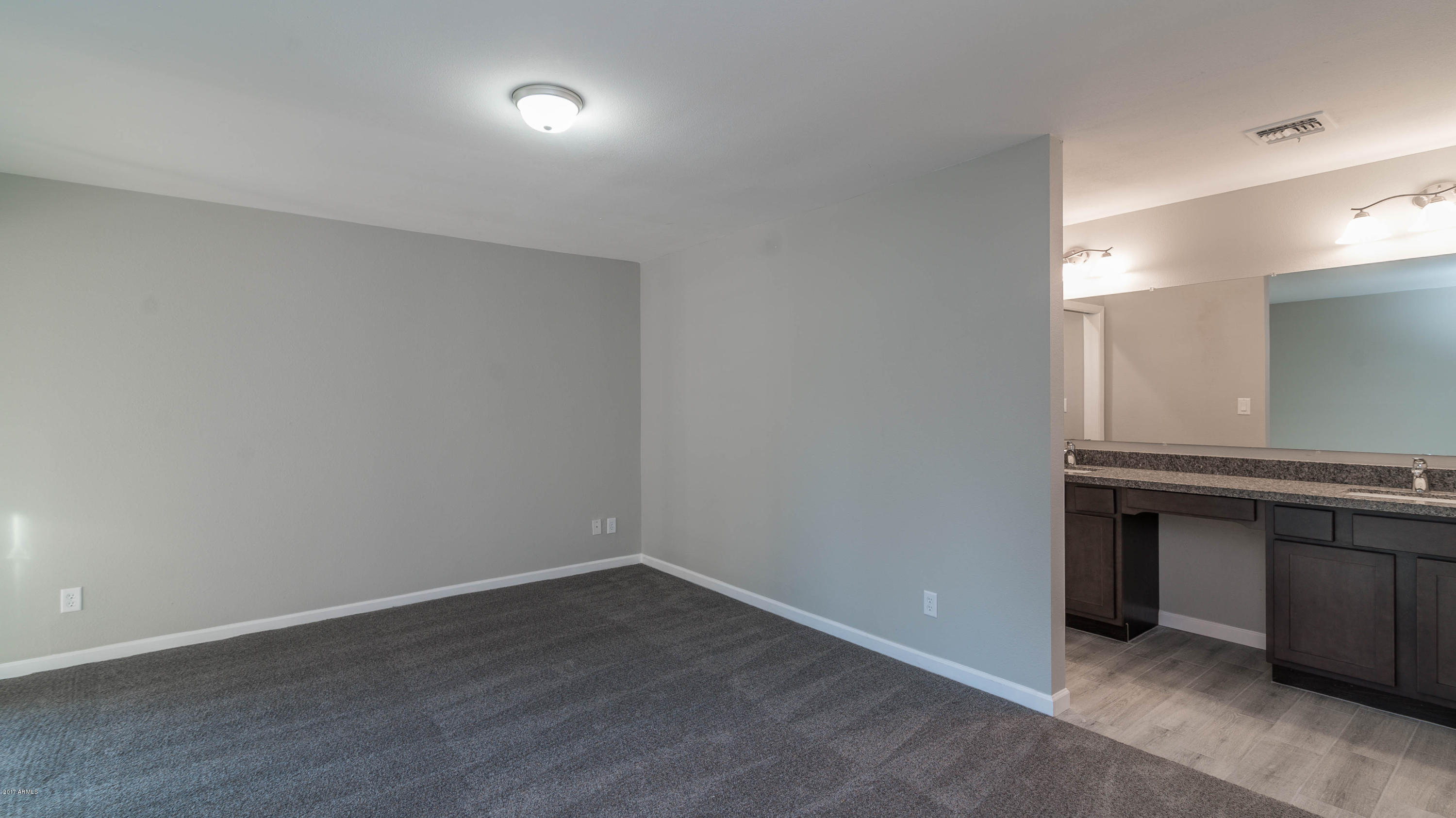 3741 West Phelps Road Phoenix, AZ 85053 - Photo 21 of 27 DSC04778