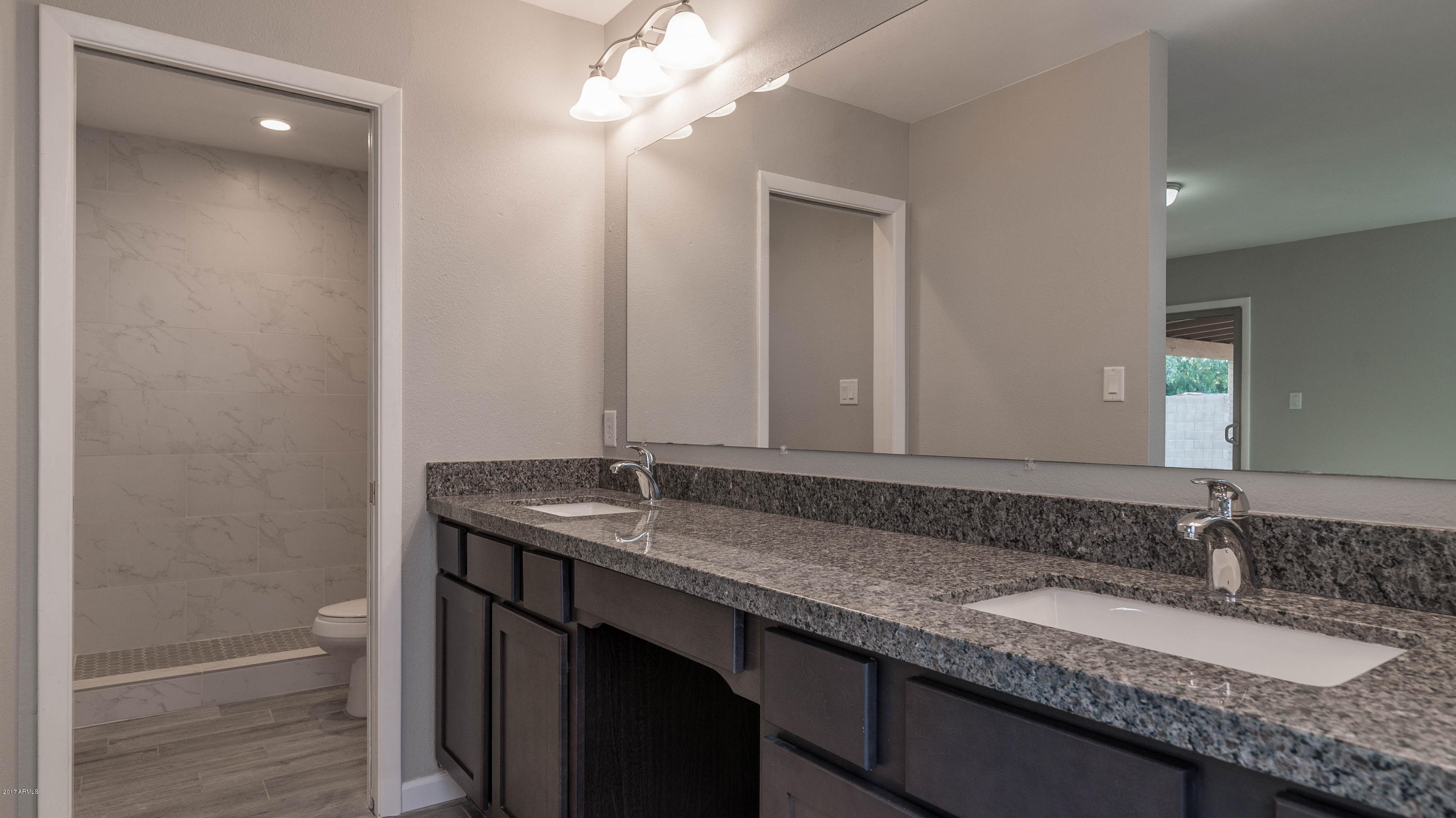 3741 West Phelps Road Phoenix, AZ 85053 - Photo 22 of 27 DSC04791