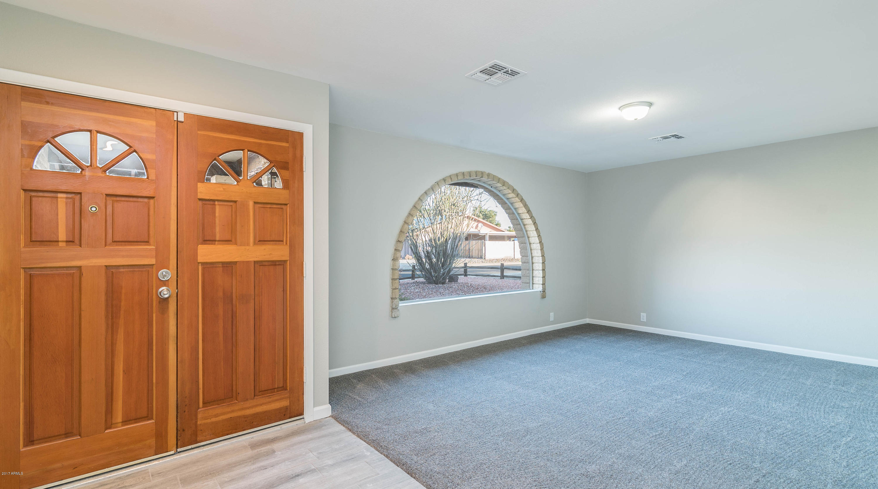3741 West Phelps Road Phoenix, AZ 85053 - Photo 4 of 27 DSC04718-Edit
