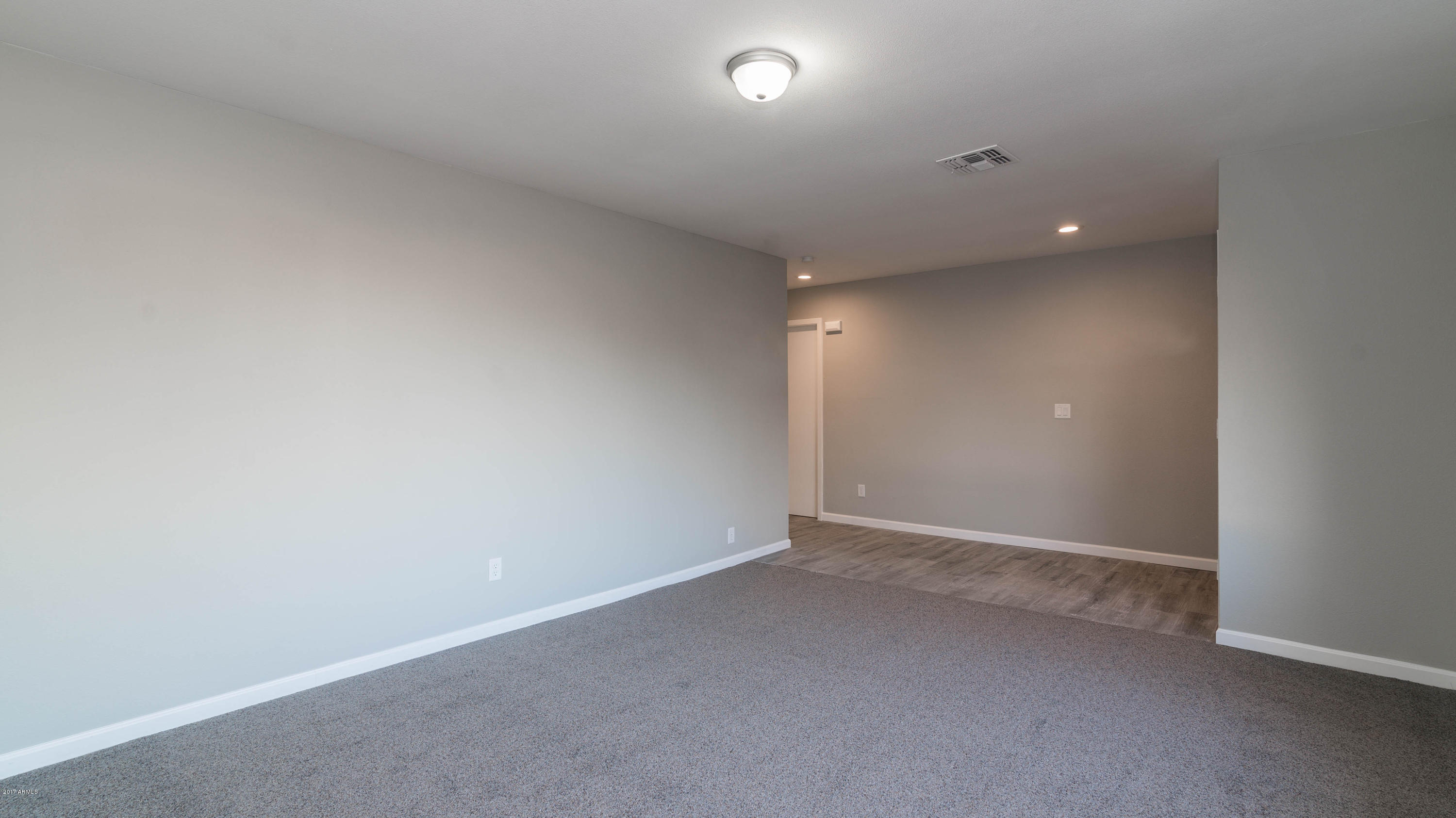 3741 West Phelps Road Phoenix, AZ 85053 - Photo 6 of 27 DSC04723