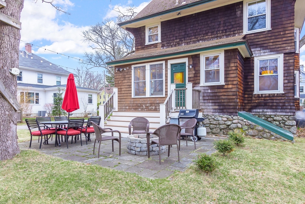 25 Bradford Street Needham, MA 02492 - Photo 34 of 38 a view of sitting area with furniture
