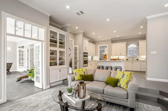 $8,499 | 63 North Windsail Place, The Woodlands, TX 77381