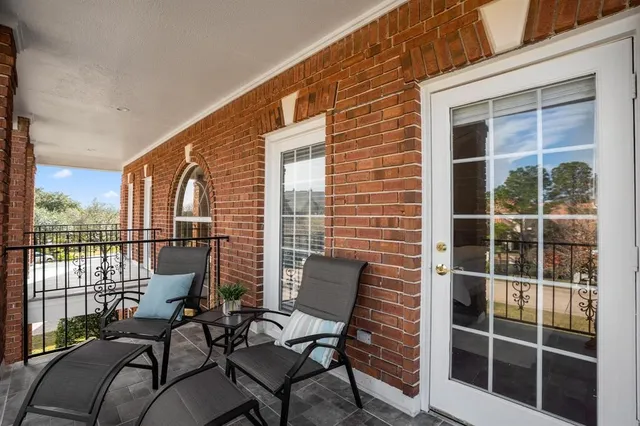 $8,499 | 63 North Windsail Place, The Woodlands, TX 77381