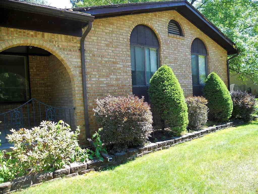 1920 Washington Road Rochester, MI 48306 - Photo 33 of 48 31324427-32.JPG