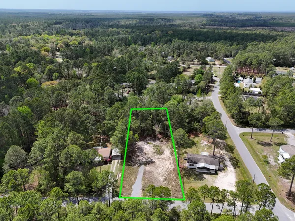 $82,000 | 164 Memorial Lane, Freeport, FL 32439